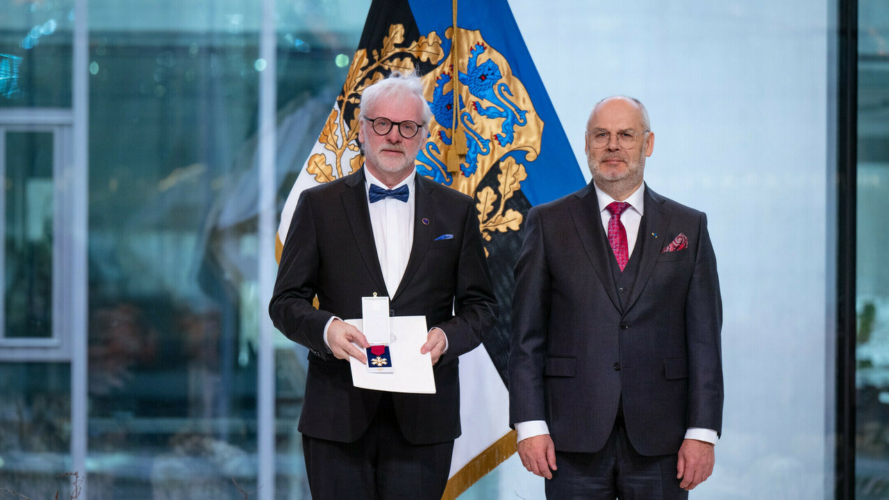 Sulev Kuuse teenemärgi kättesaamisel